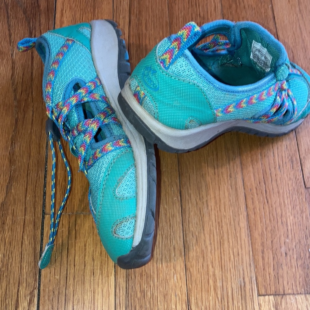 Chaco Aztec Mesh Sneaker Water Shoes Size 2